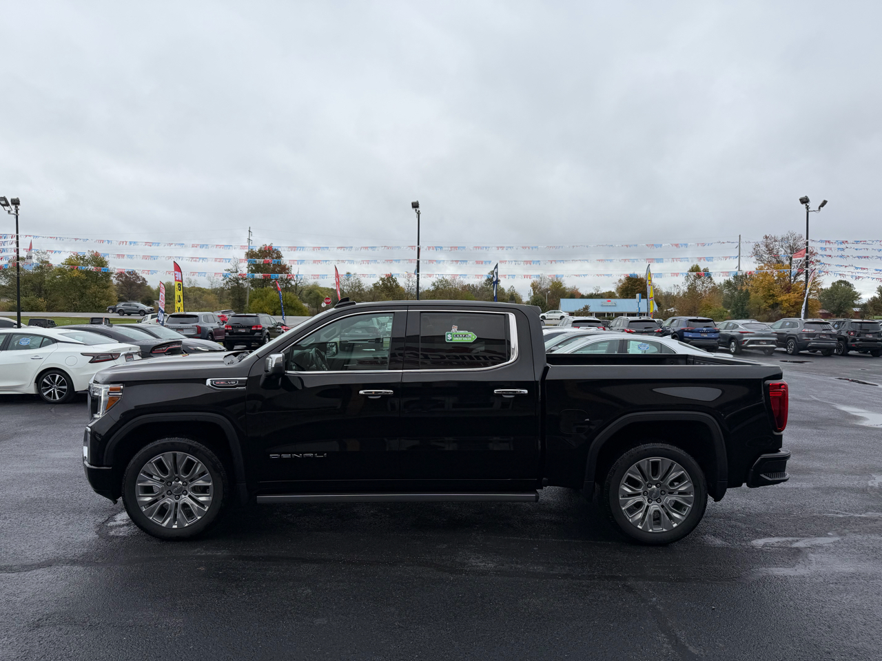 GMC Sierra 1500 Limited 4WD Crew Cab 147" Denali 2022 GMC Sierra 1500 Limited 4WD Crew Cab 147" Denali 2022