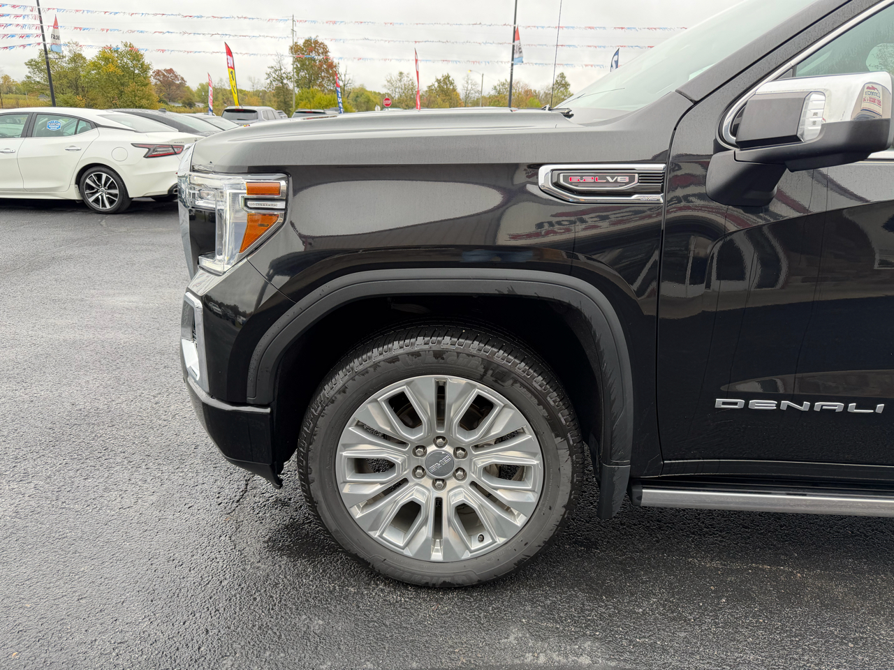 GMC Sierra 1500 Limited 4WD Crew Cab 147" Denali 2022 GMC Sierra 1500 Limited 4WD Crew Cab 147" Denali 2022