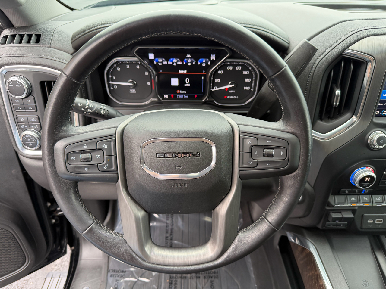 GMC Sierra 1500 Limited 4WD Crew Cab 147" Denali 2022 GMC Sierra 1500 Limited 4WD Crew Cab 147" Denali 2022