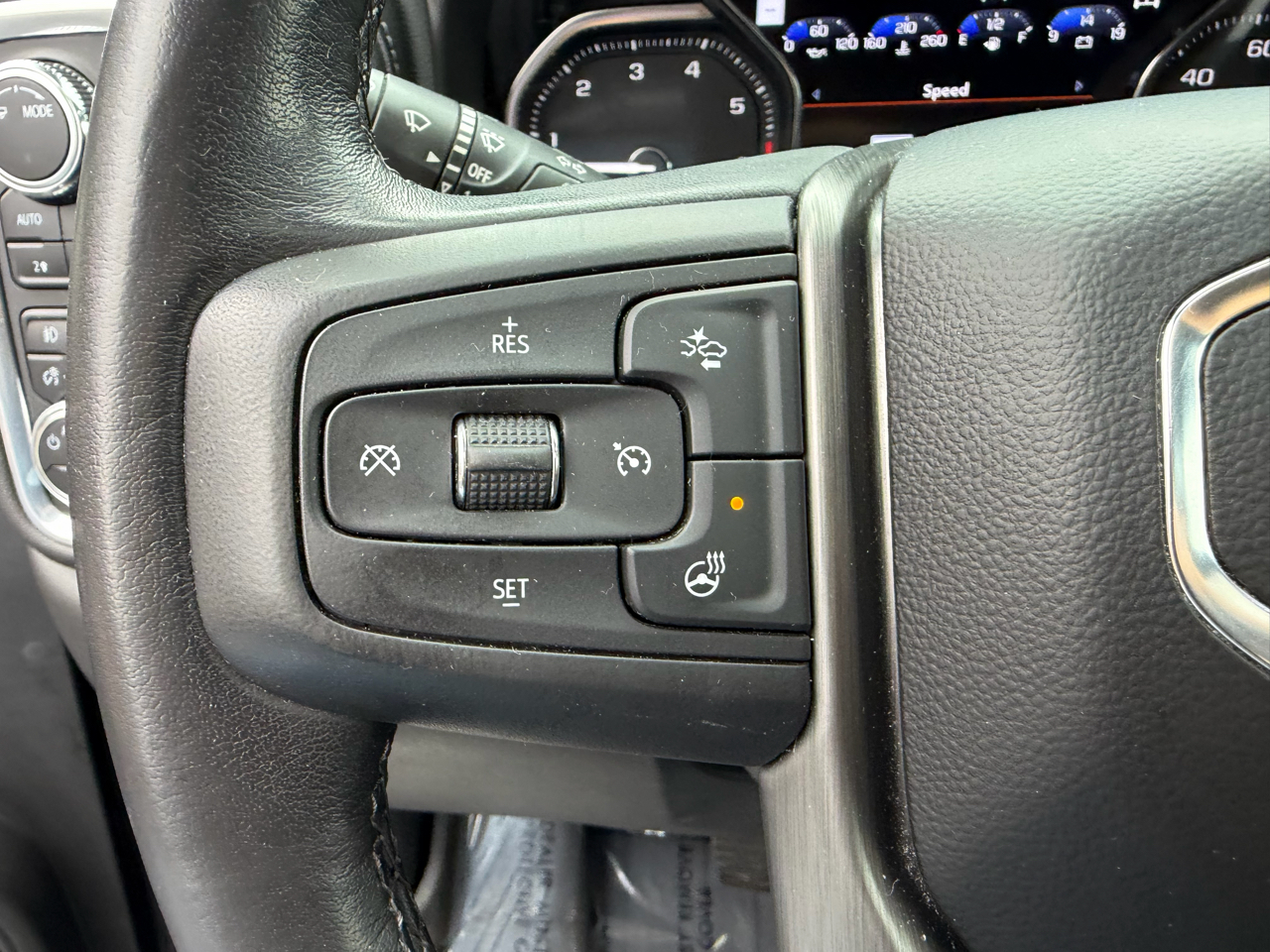 GMC Sierra 1500 Limited 4WD Crew Cab 147" Denali 2022 GMC Sierra 1500 Limited 4WD Crew Cab 147" Denali 2022