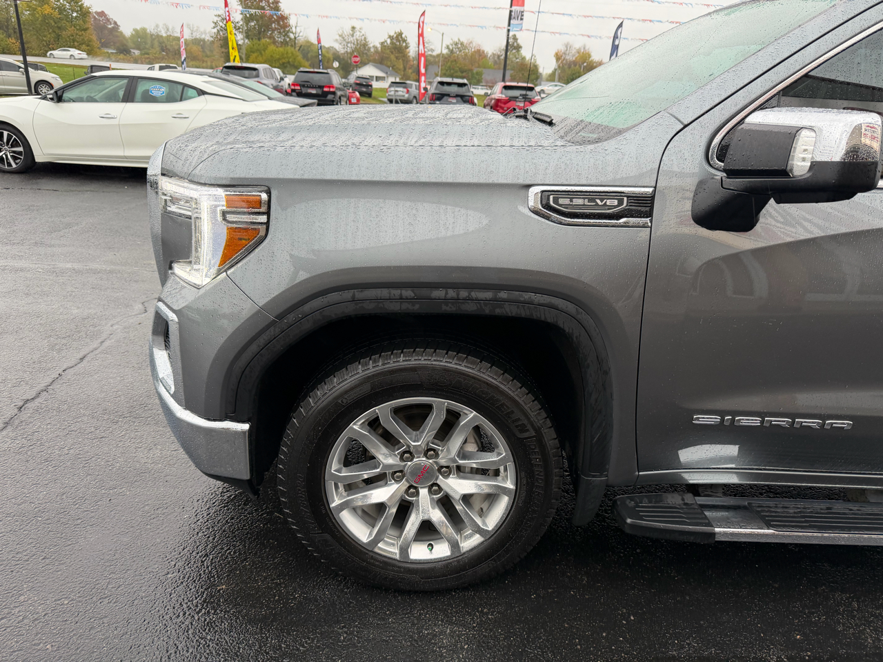 GMC Sierra 1500 4WD Crew Cab 147" SLT 2021 GMC Sierra 1500 4WD Crew Cab 147" SLT 2021