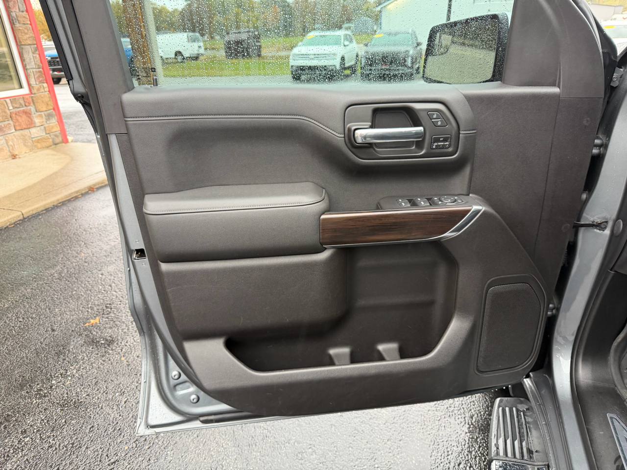 GMC Sierra 1500 4WD Crew Cab 147" SLT 2021 GMC Sierra 1500 4WD Crew Cab 147" SLT 2021