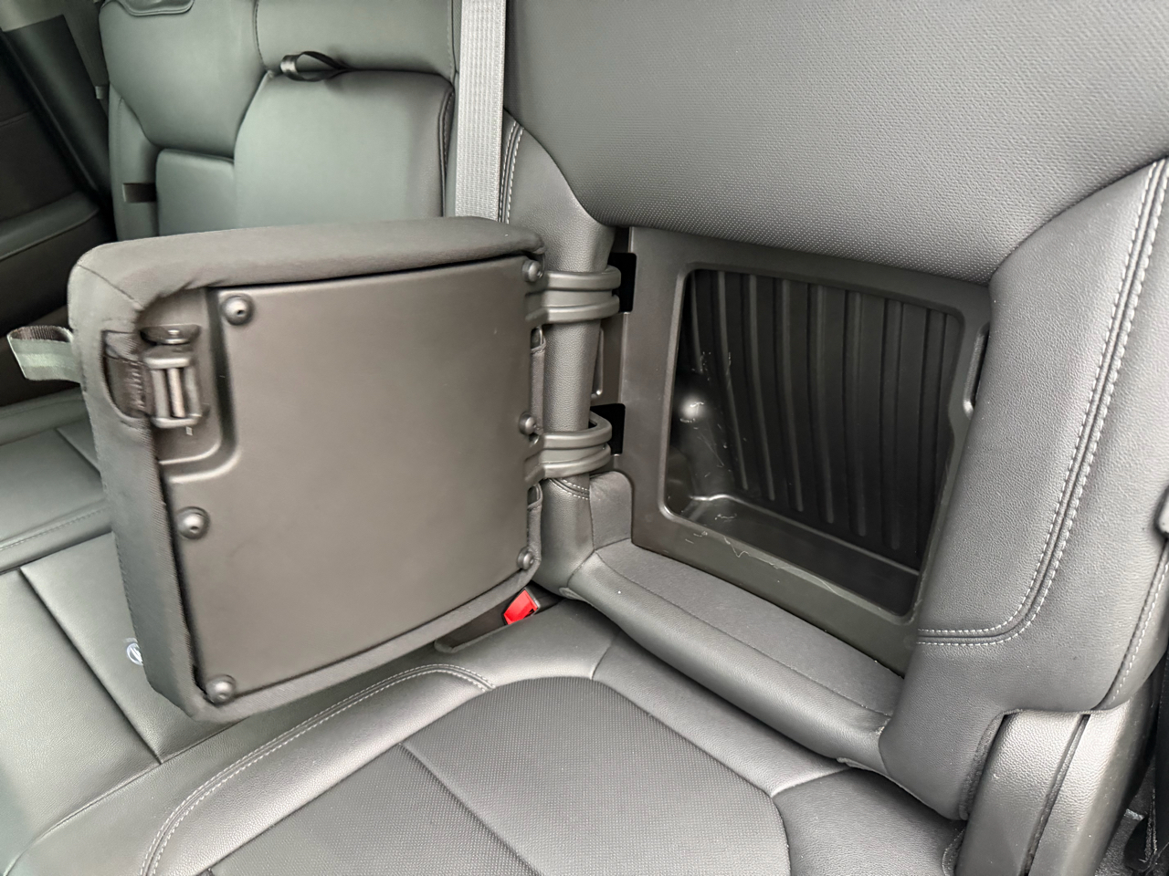 GMC Sierra 1500 4WD Crew Cab 147" SLT 2021 GMC Sierra 1500 4WD Crew Cab 147" SLT 2021