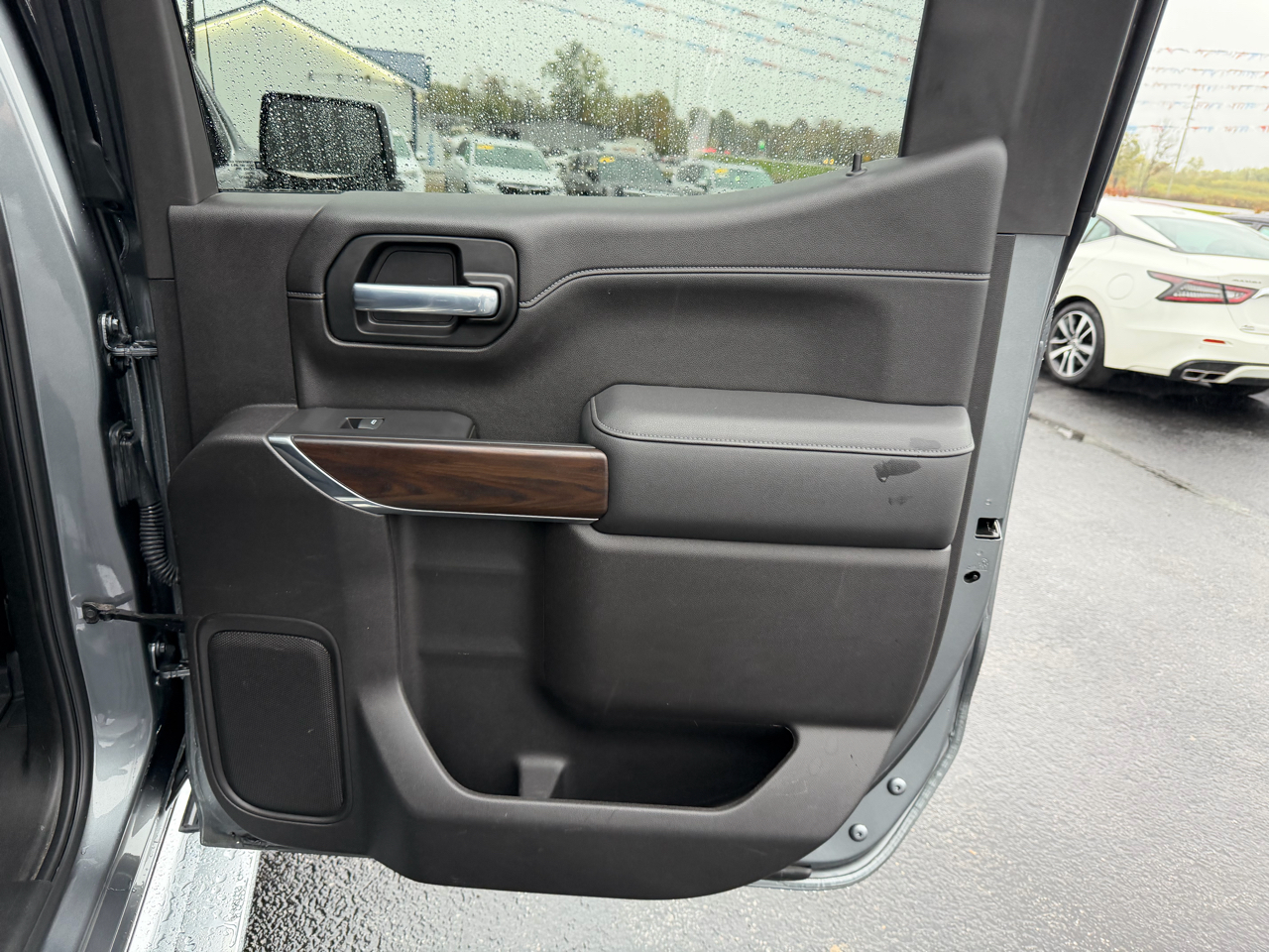 GMC Sierra 1500 4WD Crew Cab 147" SLT 2021 GMC Sierra 1500 4WD Crew Cab 147" SLT 2021