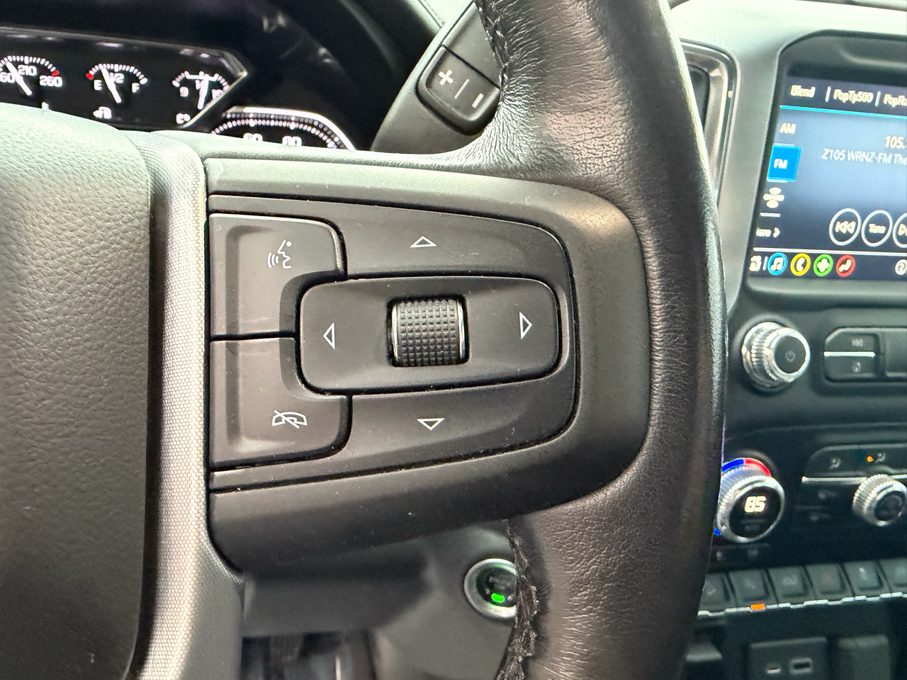 GMC Sierra 1500 4WD Crew Cab 147" SLT 2021 GMC Sierra 1500 4WD Crew Cab 147" SLT 2021