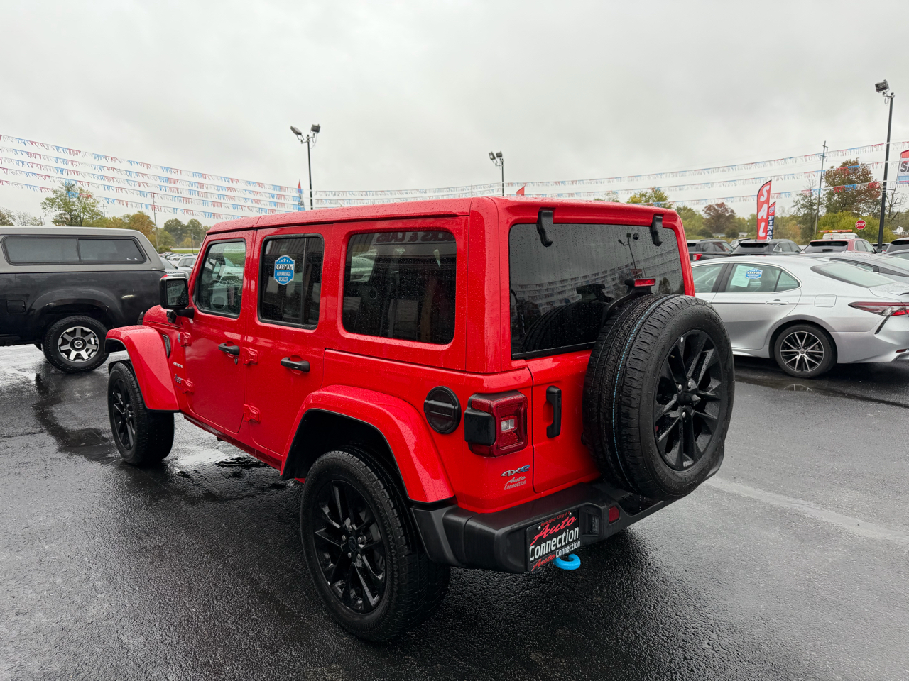 Jeep Wrangler 4xe Sahara 4x4 2024 Jeep Wrangler 4xe Sahara 4x4 2024