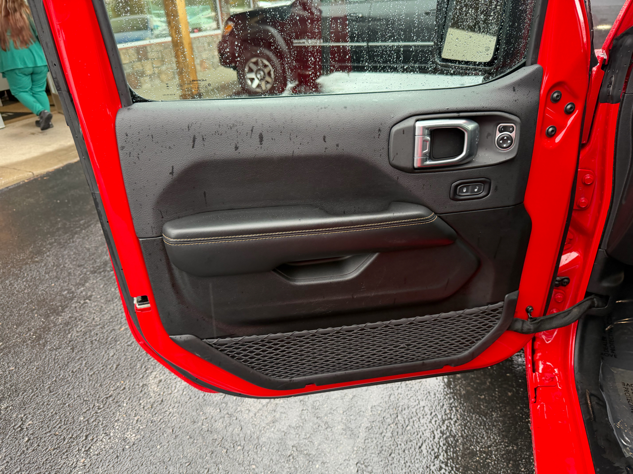 Jeep Wrangler 4xe Sahara 4x4 2024 Jeep Wrangler 4xe Sahara 4x4 2024