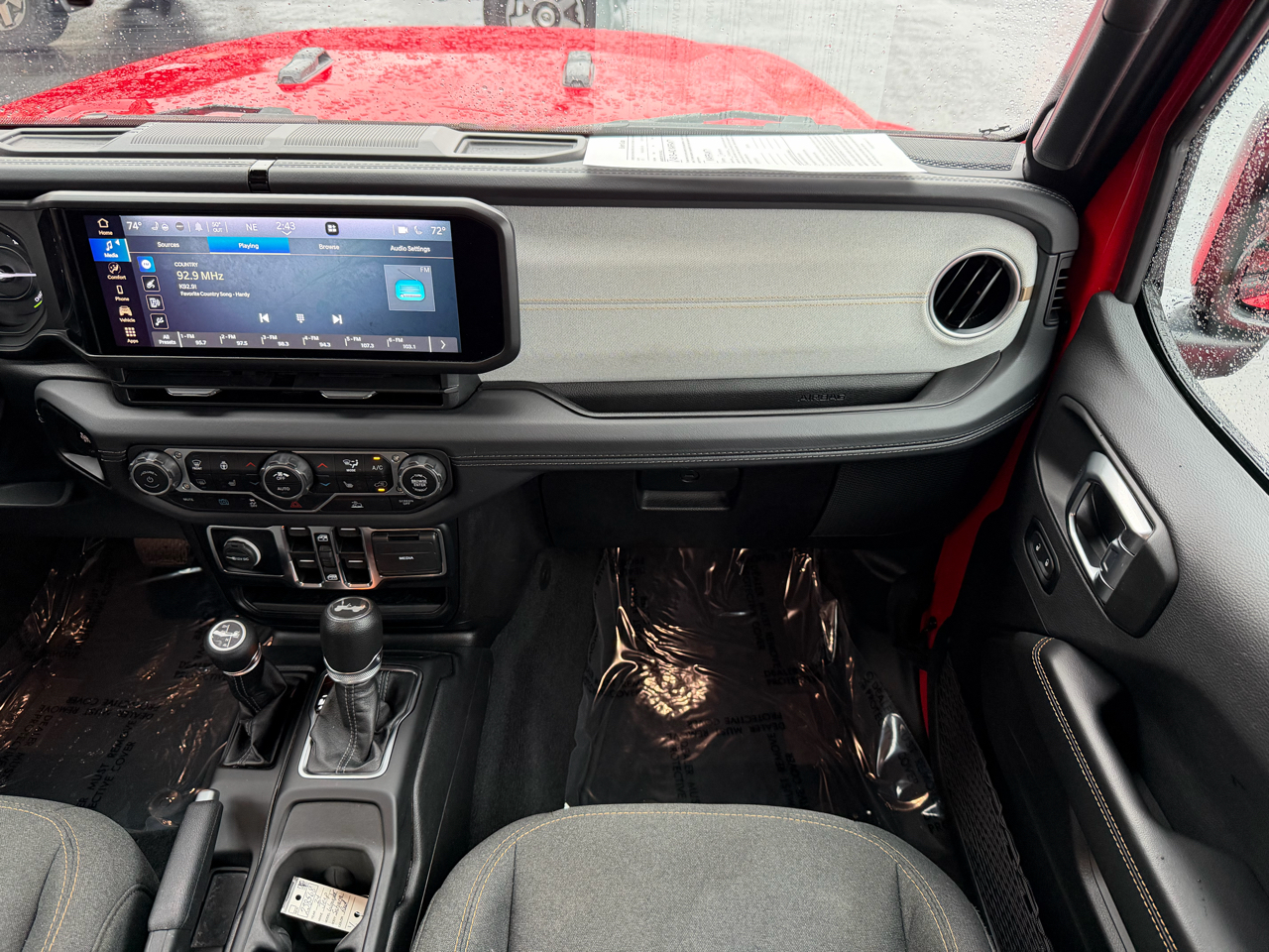 Jeep Wrangler 4xe Sahara 4x4 2024 Jeep Wrangler 4xe Sahara 4x4 2024