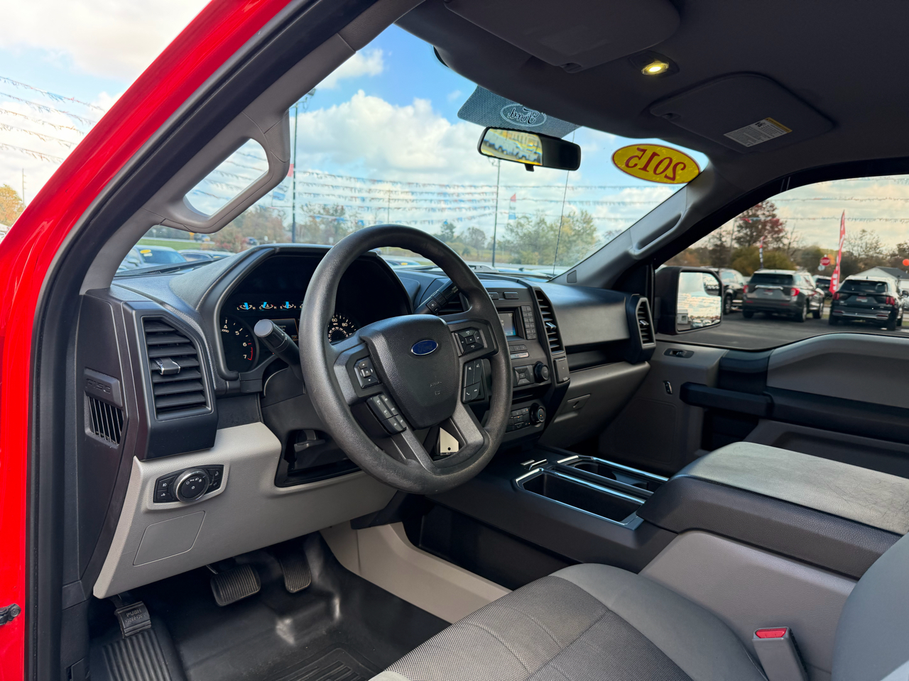 Ford F-150 4WD SuperCrew 150" XL 2015 Ford F-150 4WD SuperCrew 150" XL 2015