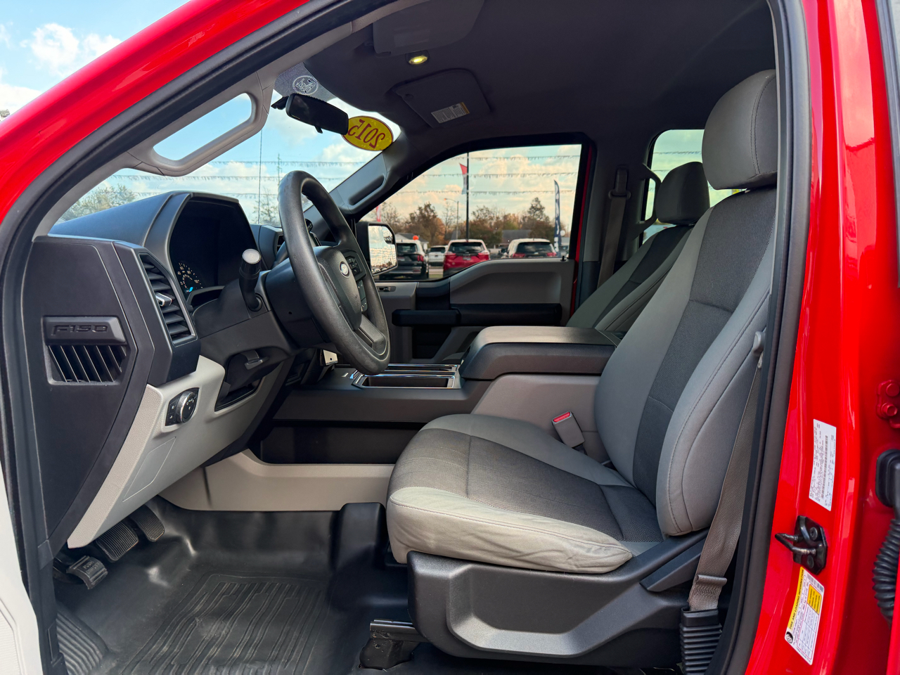 Ford F-150 4WD SuperCrew 150" XL 2015 Ford F-150 4WD SuperCrew 150" XL 2015