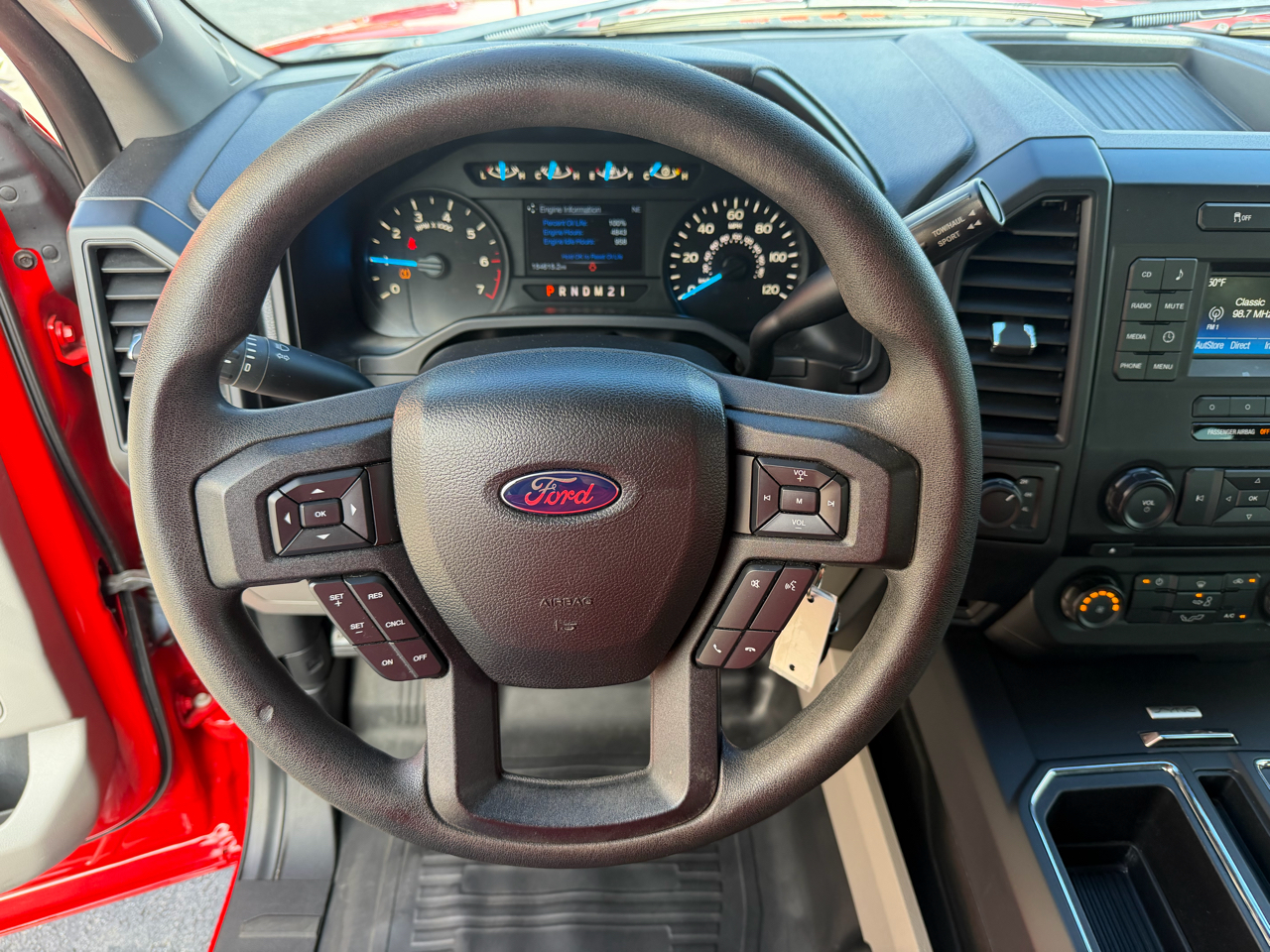 Ford F-150 4WD SuperCrew 150" XL 2015 Ford F-150 4WD SuperCrew 150" XL 2015