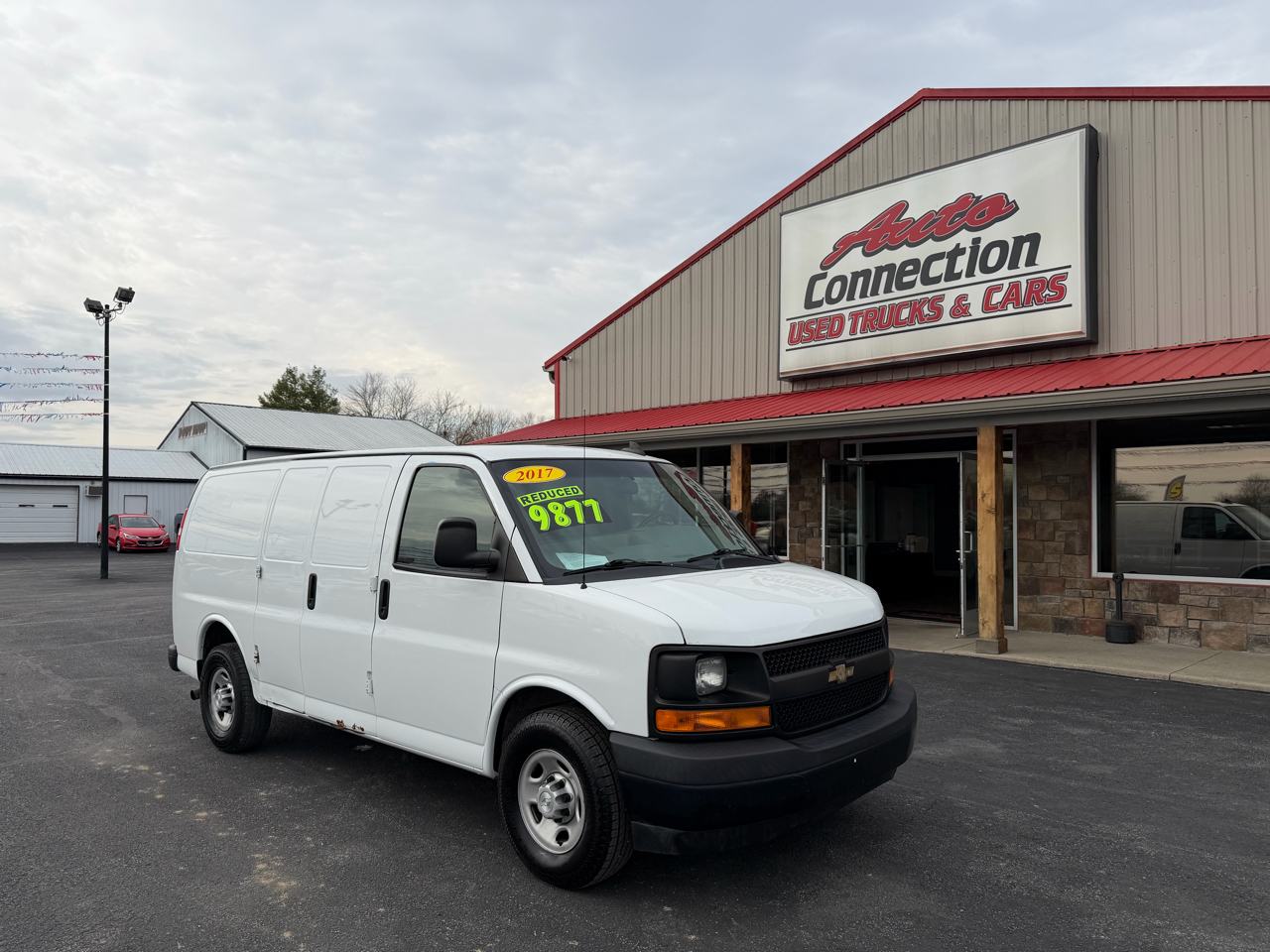 2017 Chevrolet Express Cargo Van RWD 2500 135"