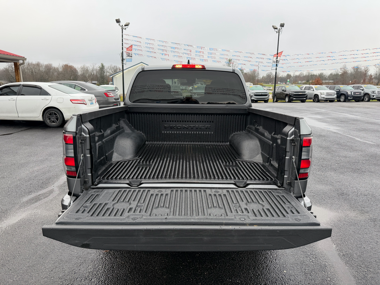 2024 Nissan Frontier Crew Cab SV photo 4