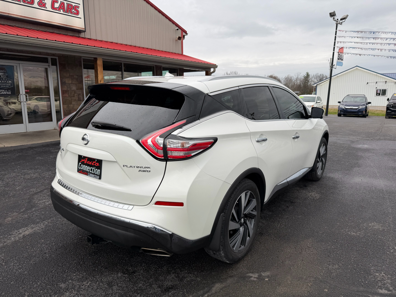 2016 Nissan Murano Platinum photo 2