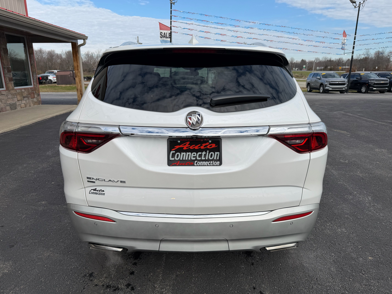 Buick Enclave AWD 4dr Essence 2023