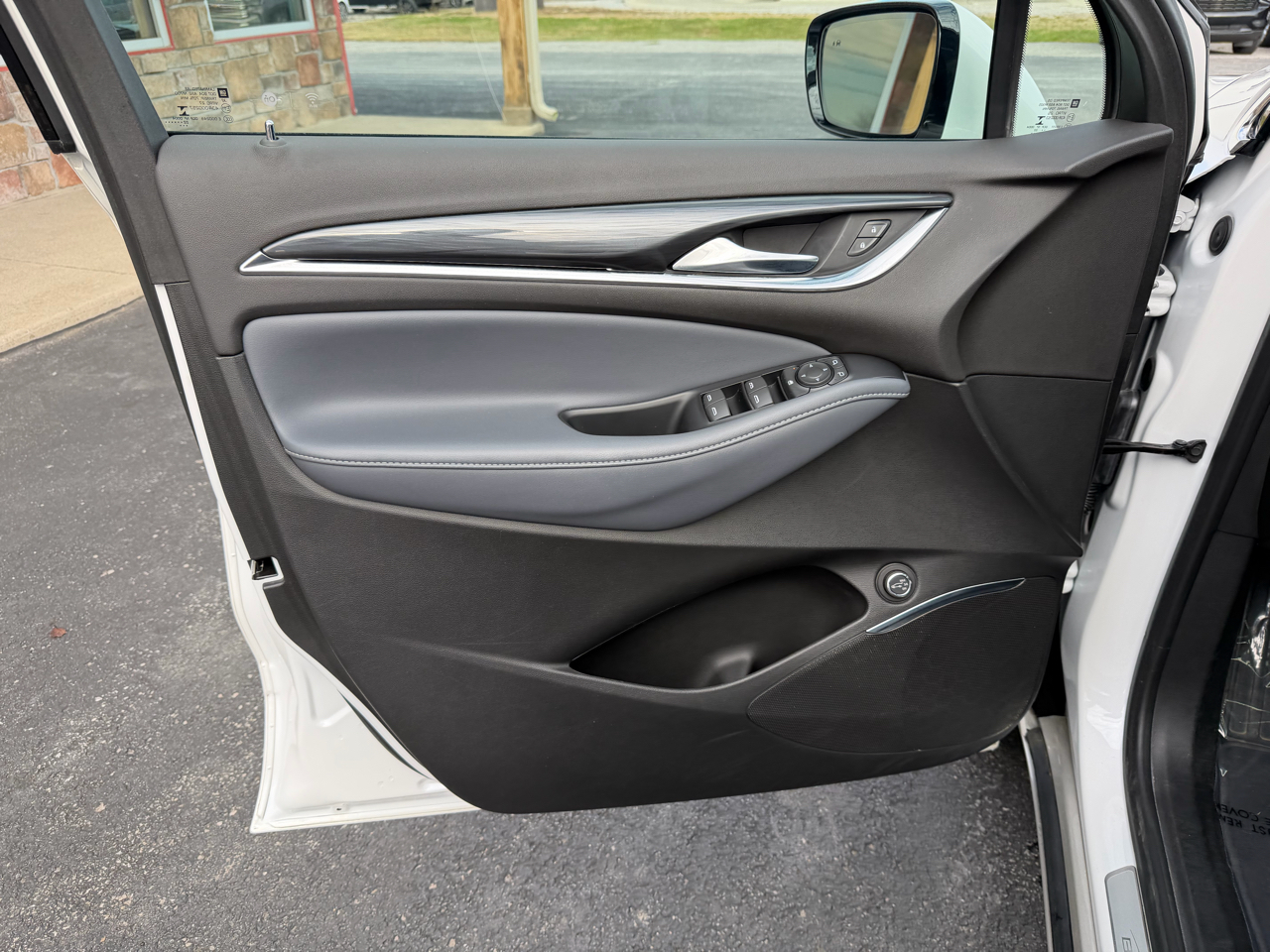 Buick Enclave AWD 4dr Essence 2023