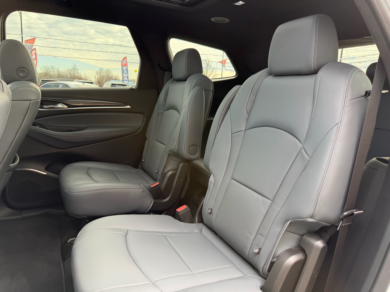 Buick Enclave AWD 4dr Essence 2023