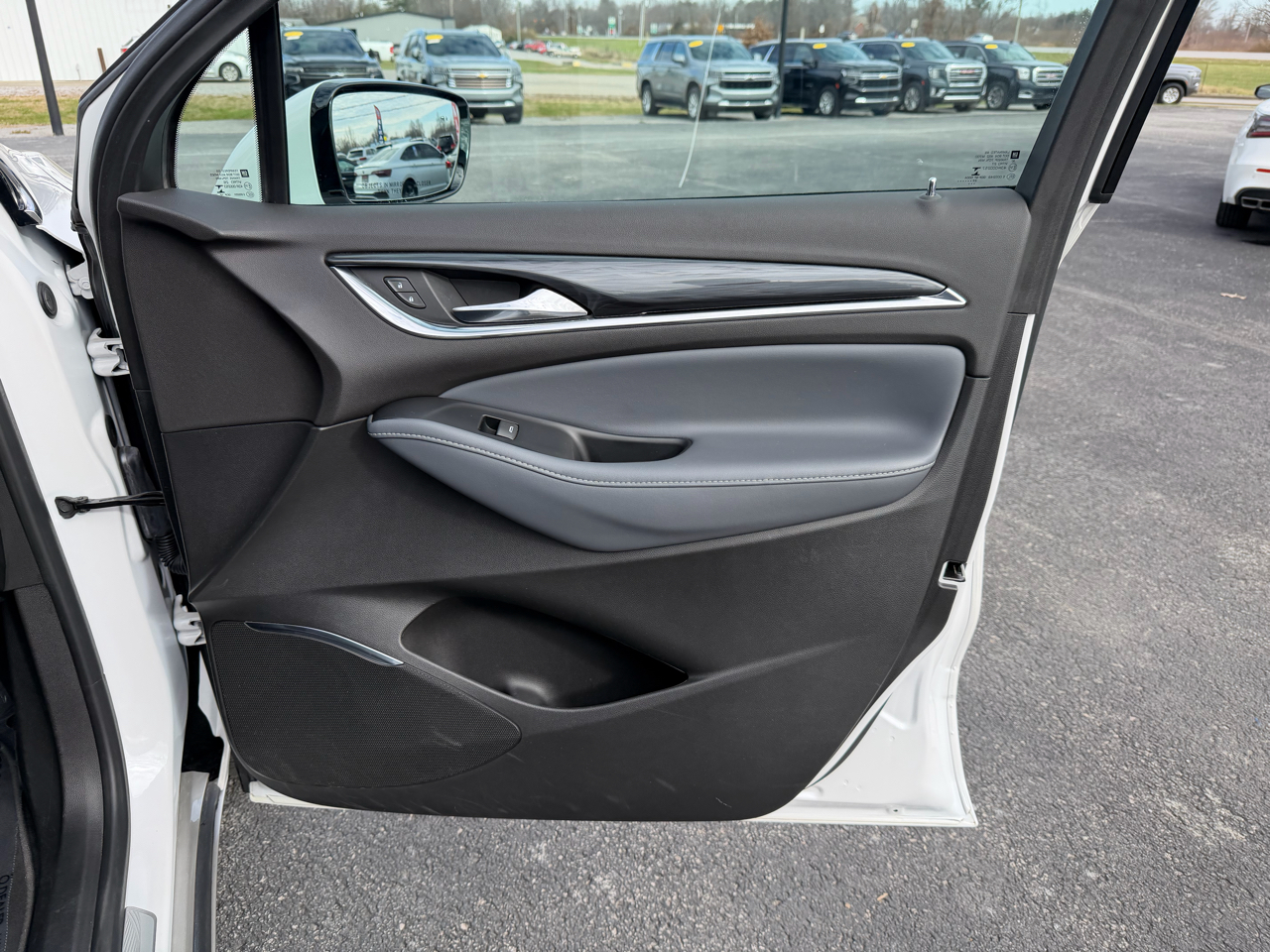 Buick Enclave AWD 4dr Essence 2023