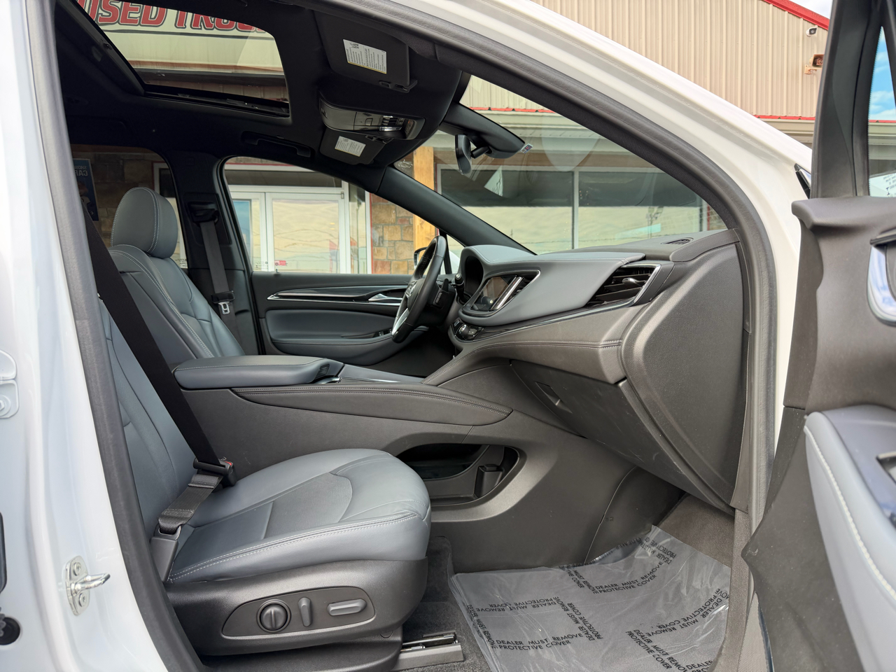 Buick Enclave AWD 4dr Essence 2023