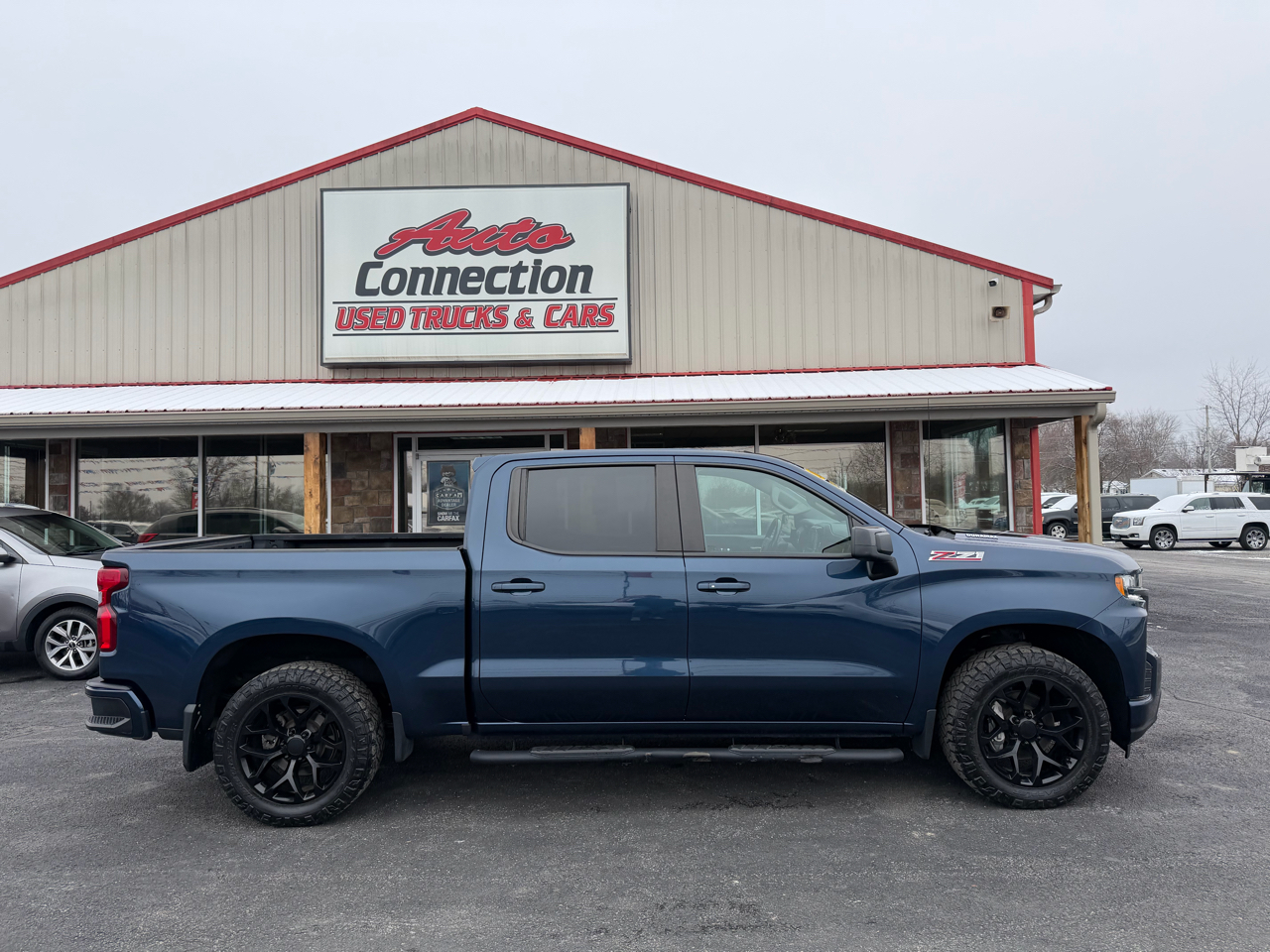 Chevrolet Silverado 1500 4WD Crew Cab 147" RST 2021