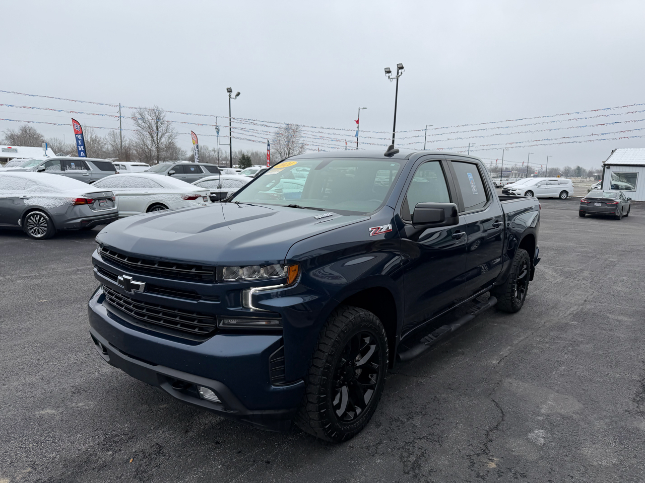 Chevrolet Silverado 1500 4WD Crew Cab 147" RST 2021