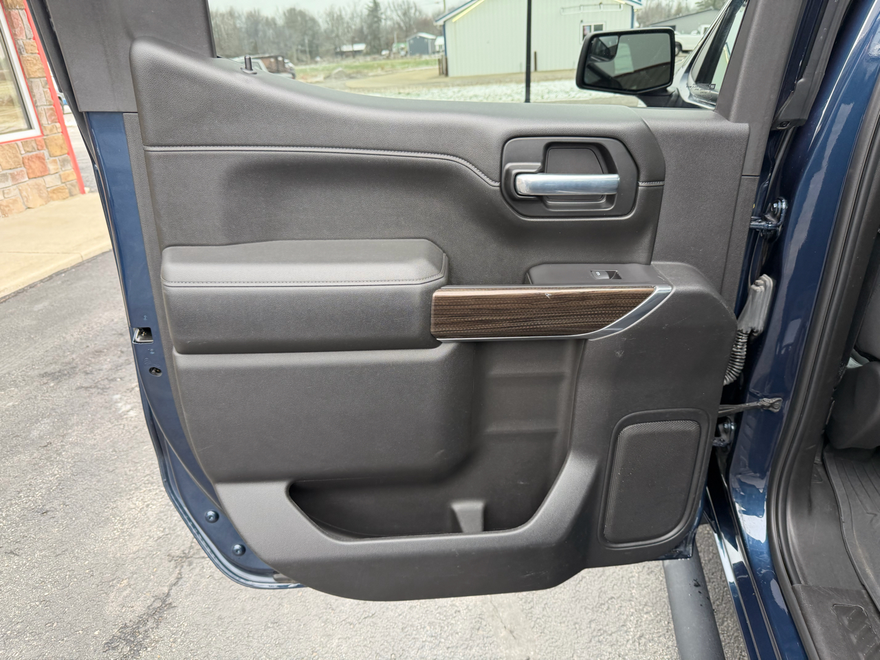 Chevrolet Silverado 1500 4WD Crew Cab 147" RST 2021