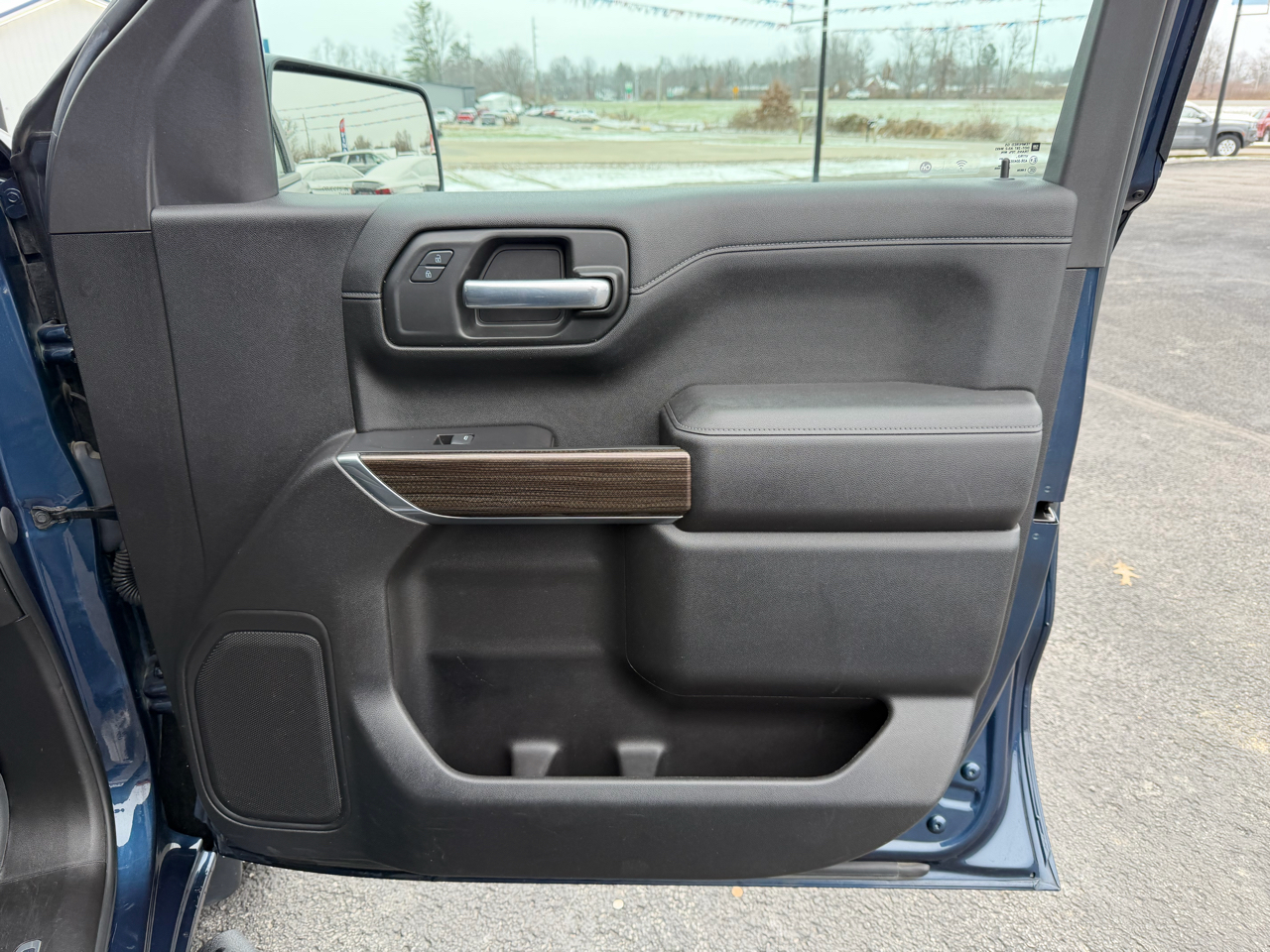 Chevrolet Silverado 1500 4WD Crew Cab 147" RST 2021