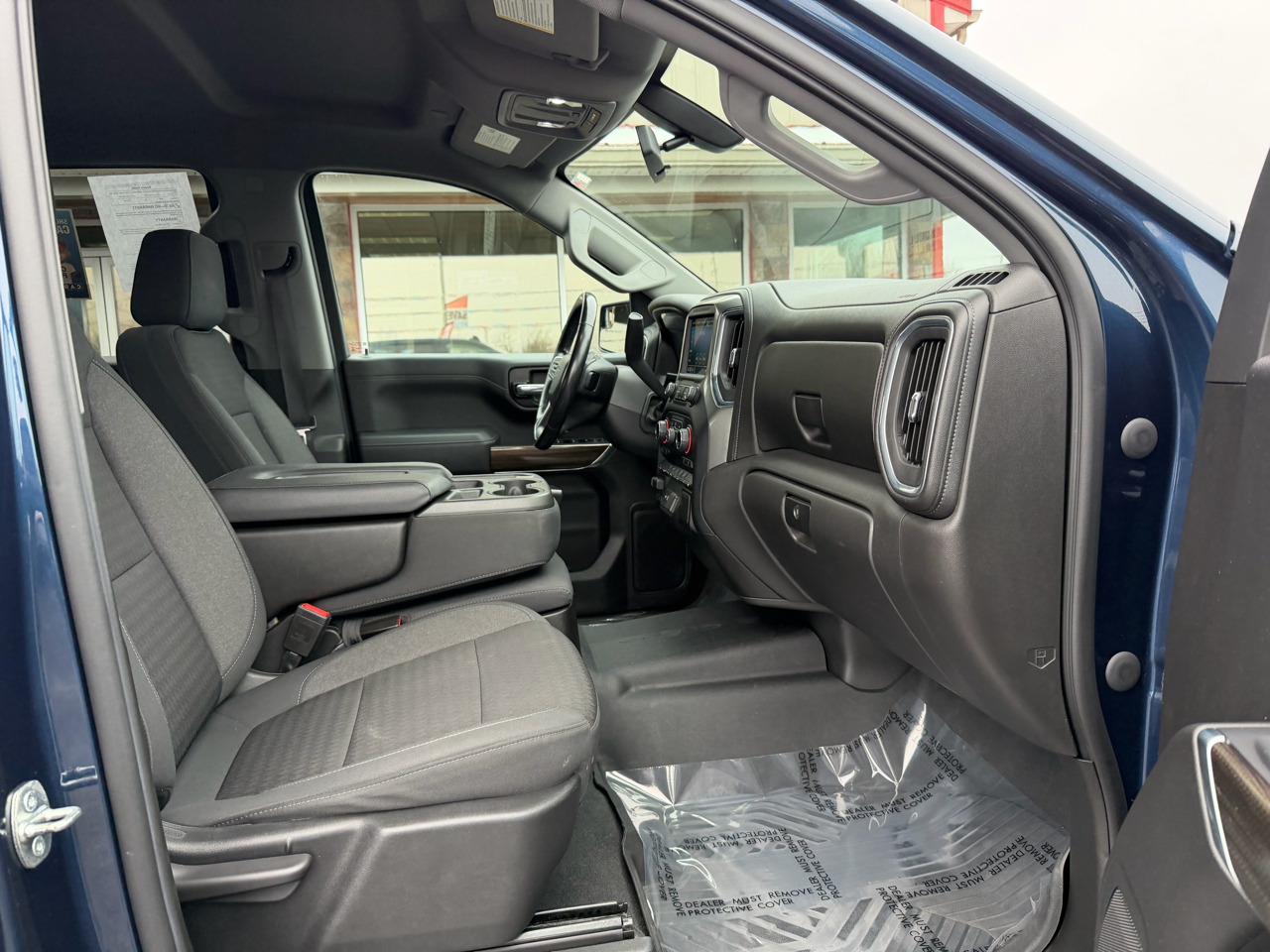 Chevrolet Silverado 1500 4WD Crew Cab 147" RST 2021