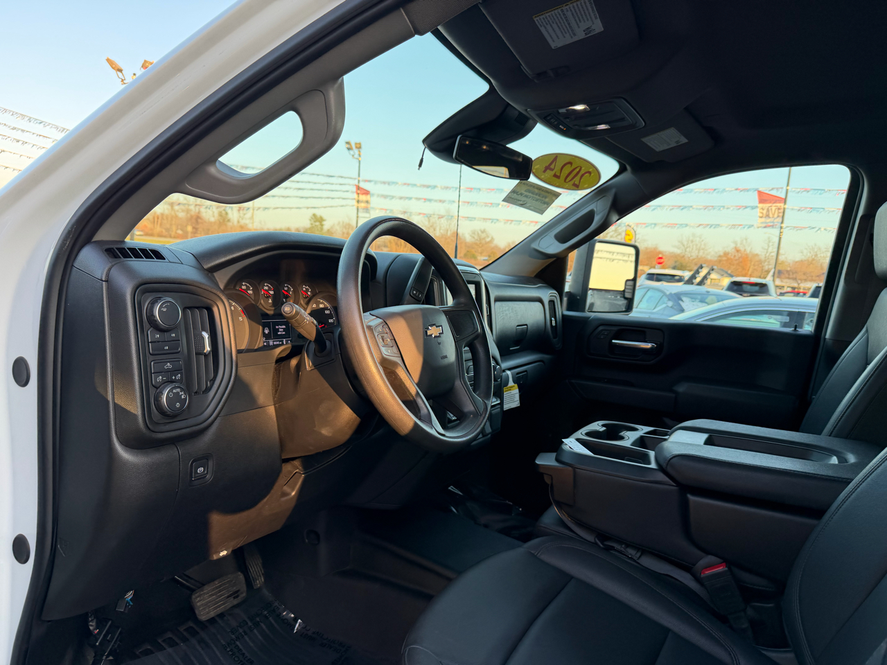 Chevrolet Silverado 3500HD 4WD Crew Cab 172" Work Truck 2024