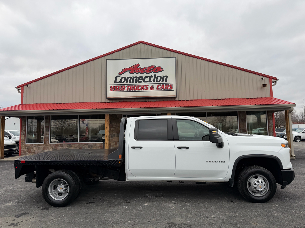 Chevrolet Silverado 3500HD 4WD Crew Cab 172" Work Truck 2024