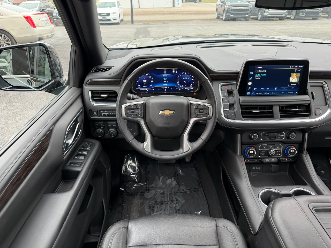 Chevrolet Tahoe 4WD 4dr LT 2022