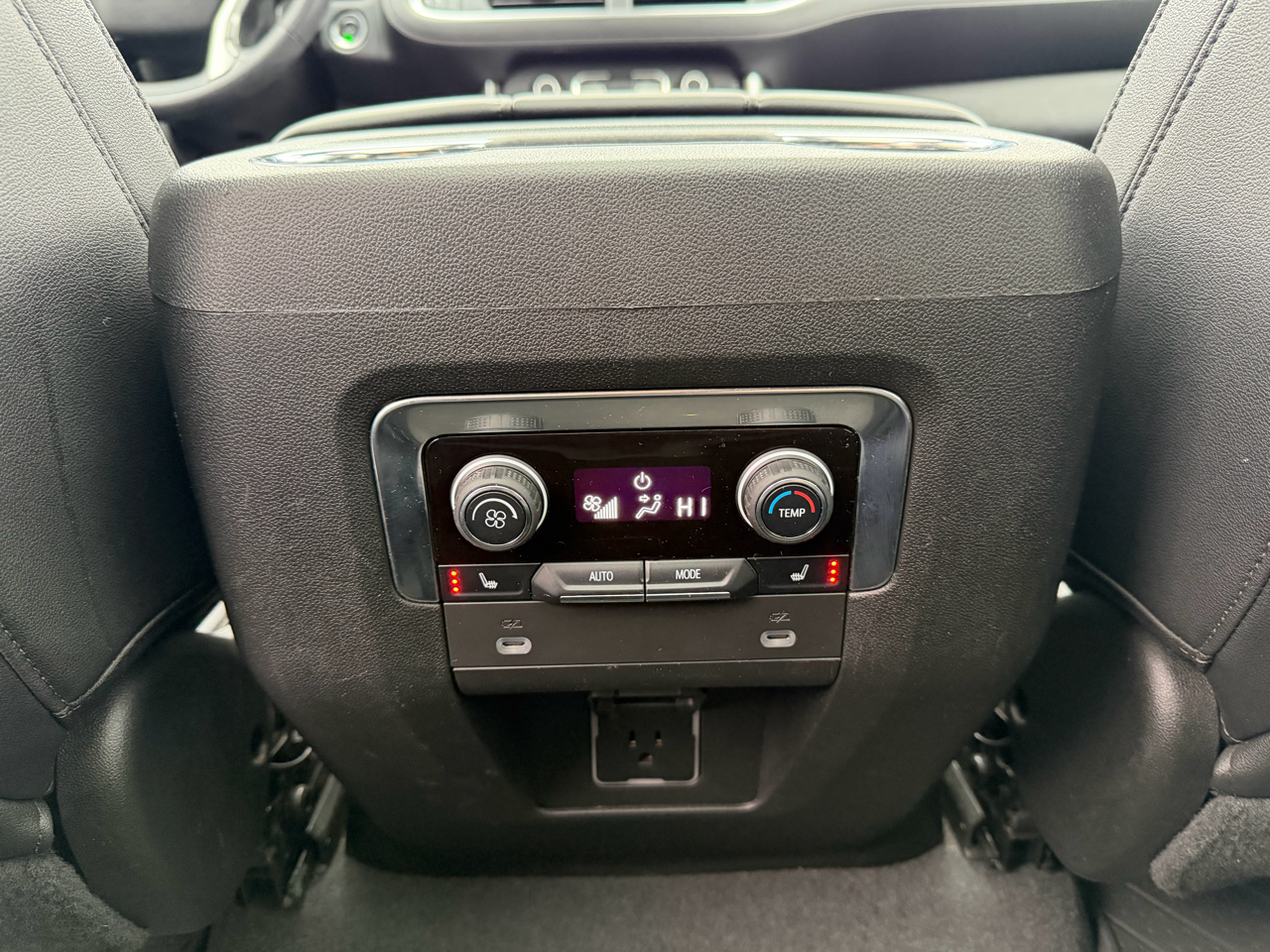 Chevrolet Tahoe 4WD 4dr LT 2022