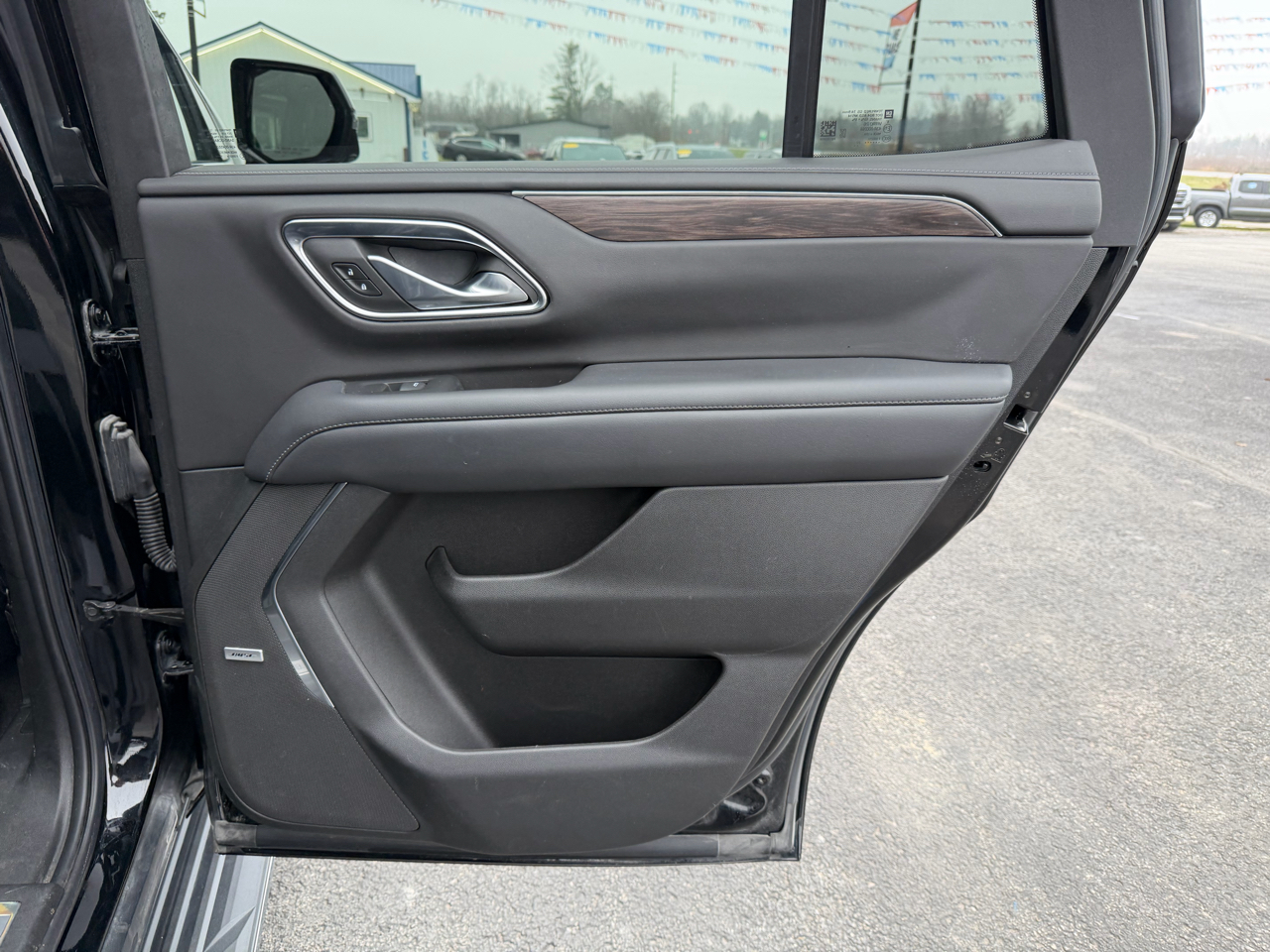 Chevrolet Tahoe 4WD 4dr LT 2022