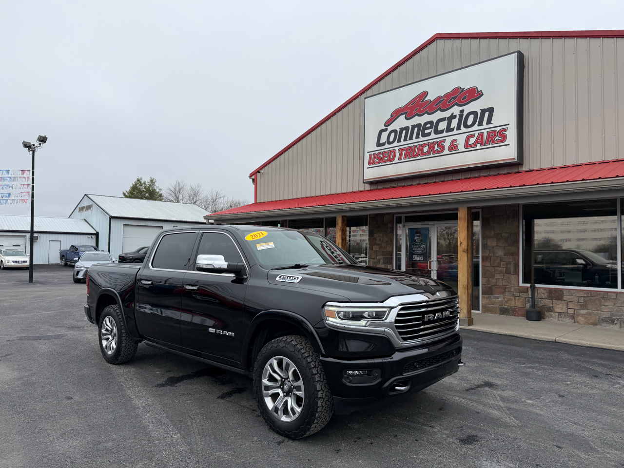 RAM 1500 Longhorn 4x4 Crew Cab 5'7" Box 2021