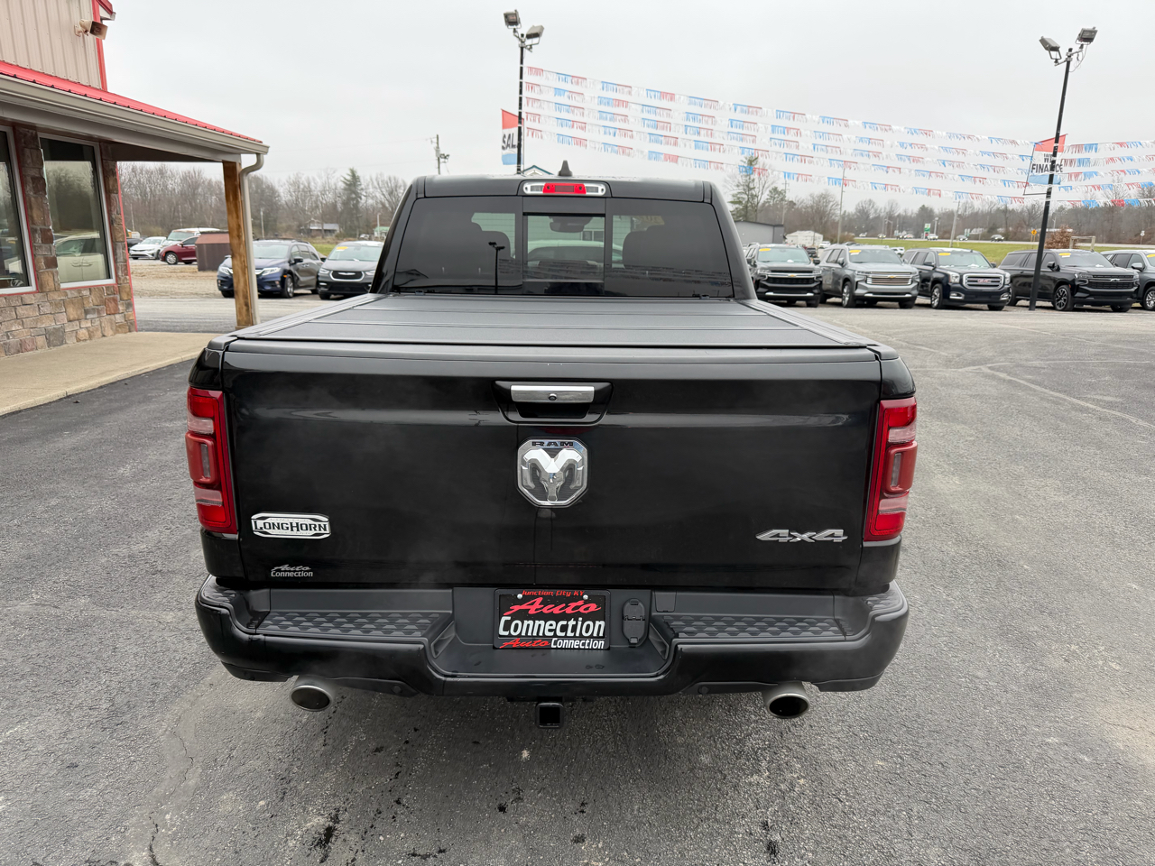 RAM 1500 Longhorn 4x4 Crew Cab 5'7" Box 2021