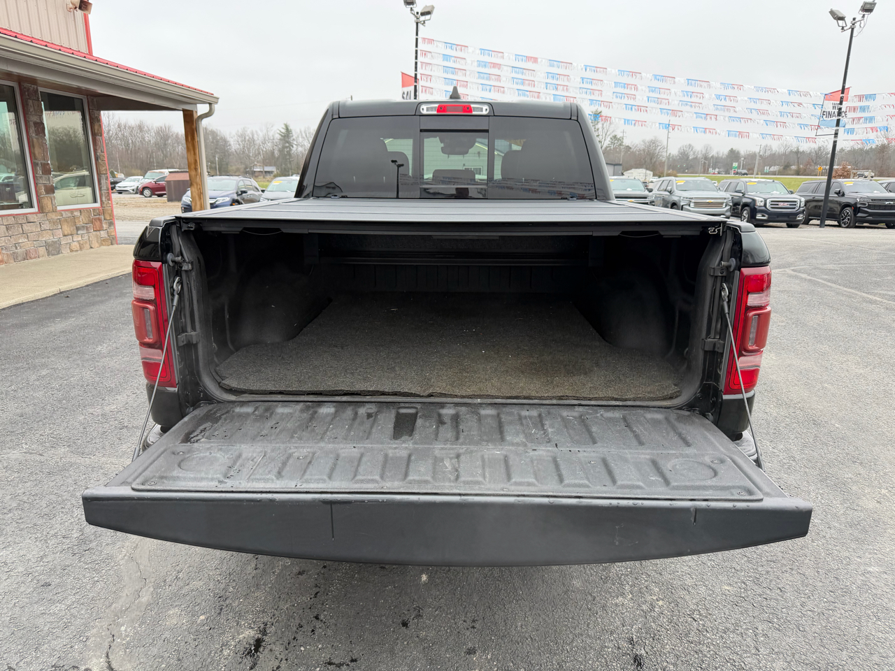 RAM 1500 Longhorn 4x4 Crew Cab 5'7" Box 2021