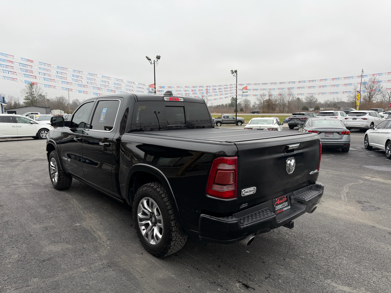 RAM 1500 Longhorn 4x4 Crew Cab 5'7" Box 2021