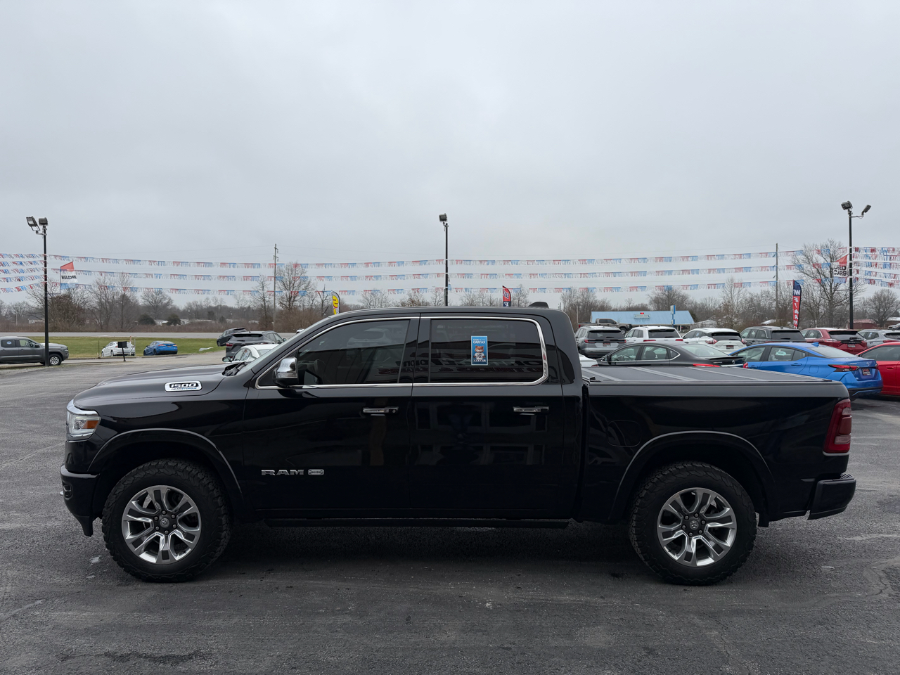 RAM 1500 Longhorn 4x4 Crew Cab 5'7" Box 2021