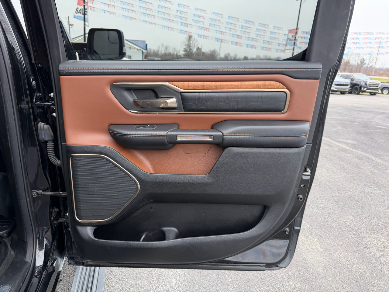 RAM 1500 Longhorn 4x4 Crew Cab 5'7" Box 2021