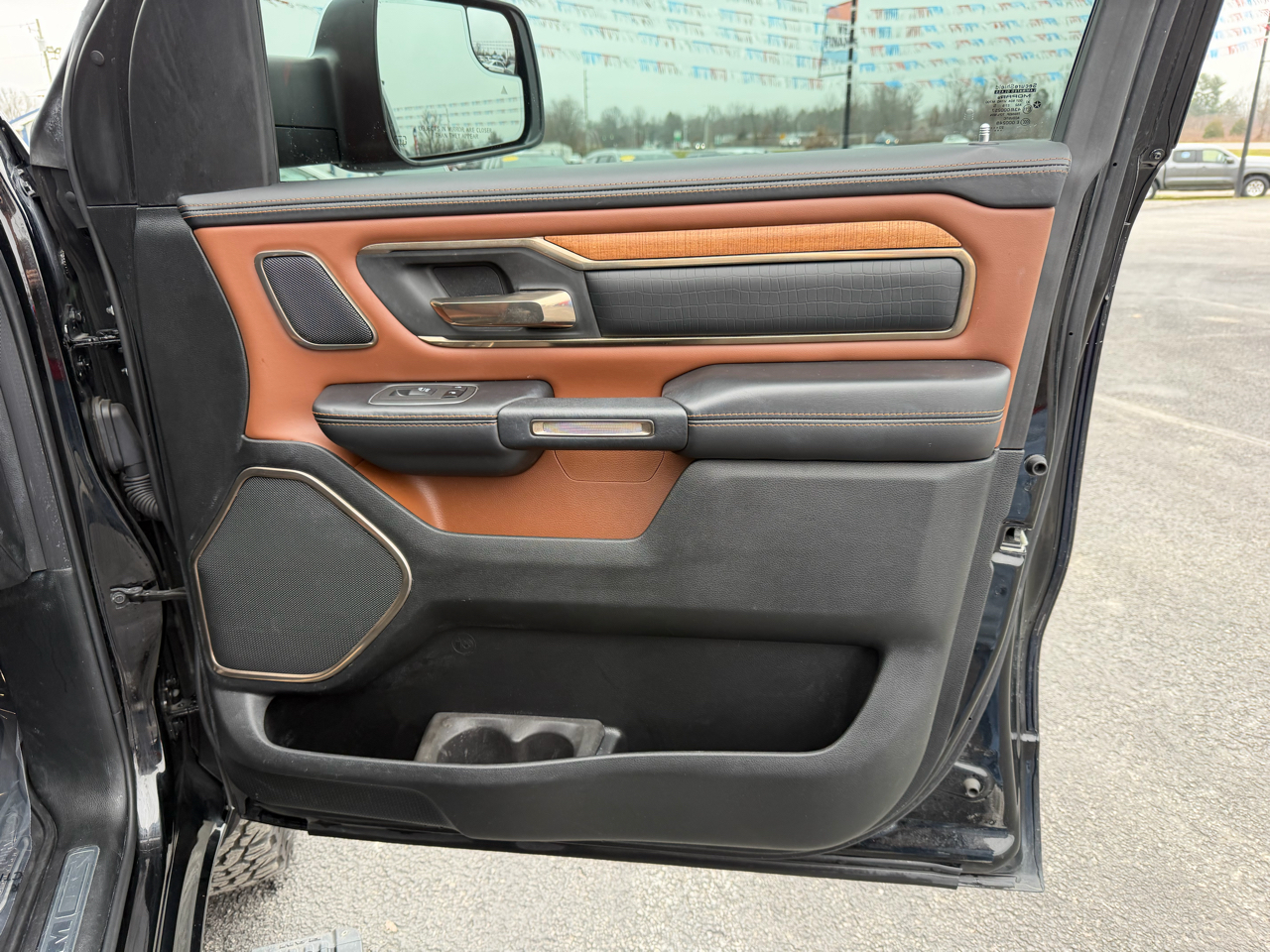 RAM 1500 Longhorn 4x4 Crew Cab 5'7" Box 2021