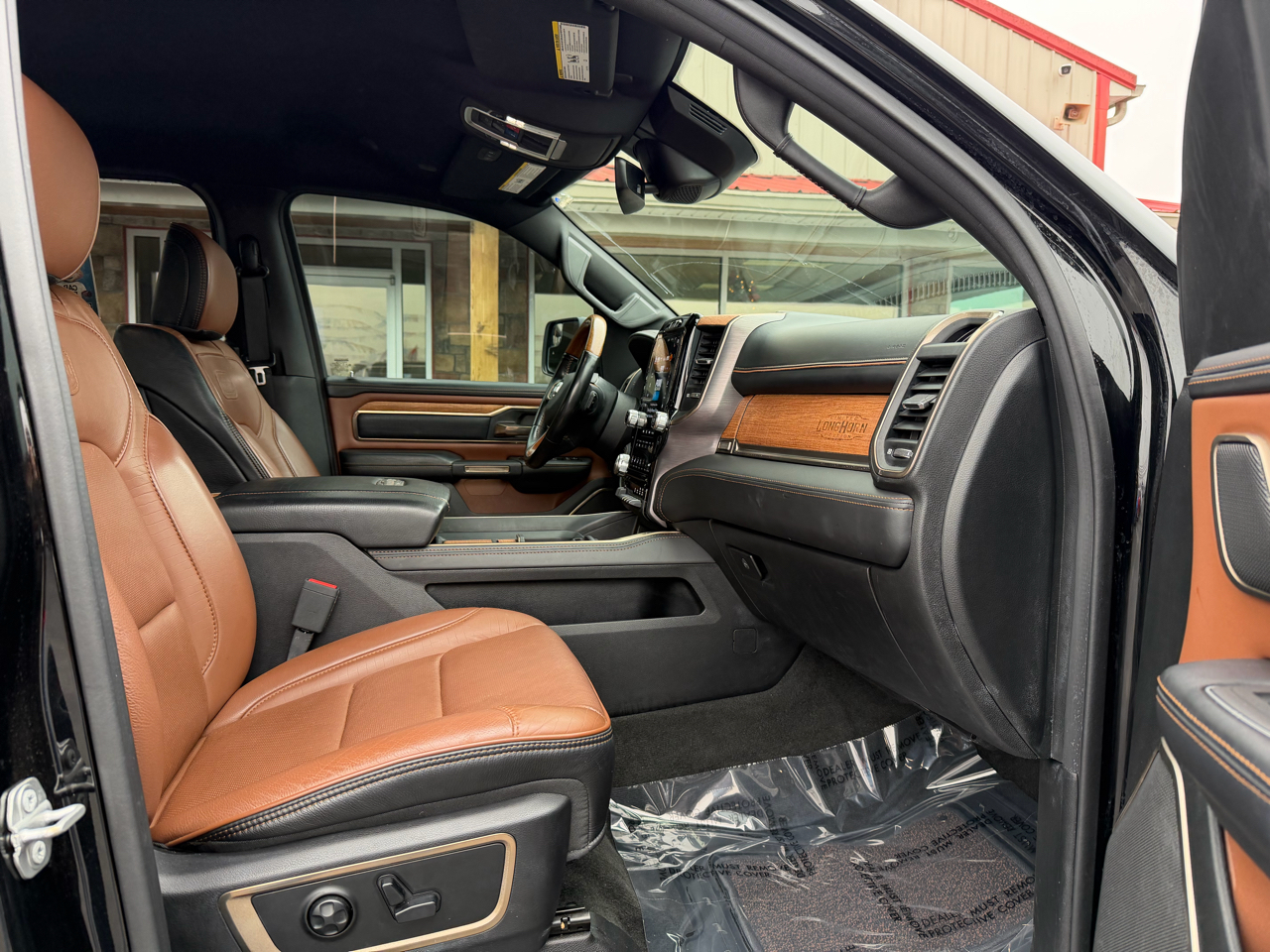 RAM 1500 Longhorn 4x4 Crew Cab 5'7" Box 2021