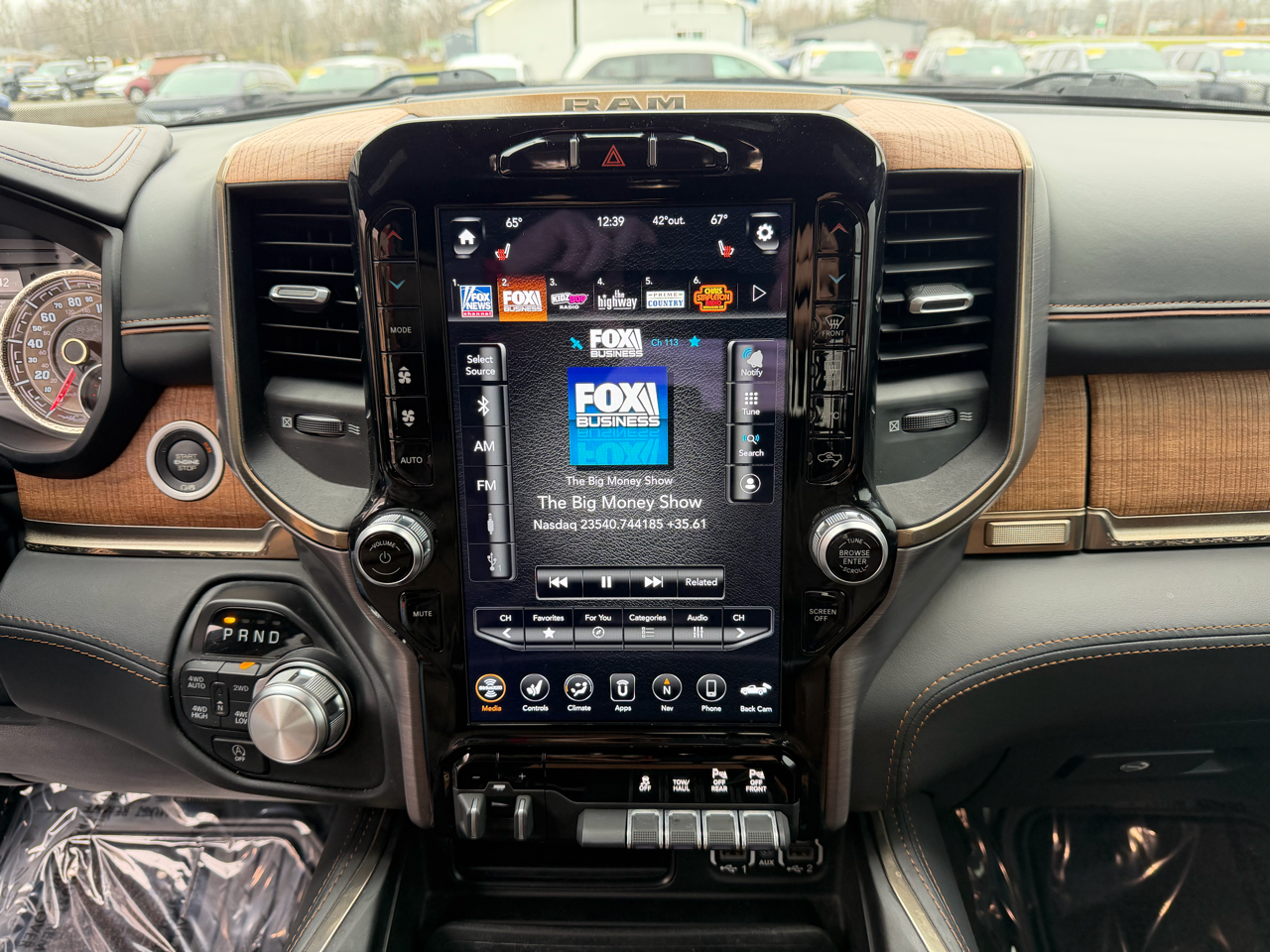 RAM 1500 Longhorn 4x4 Crew Cab 5'7" Box 2021