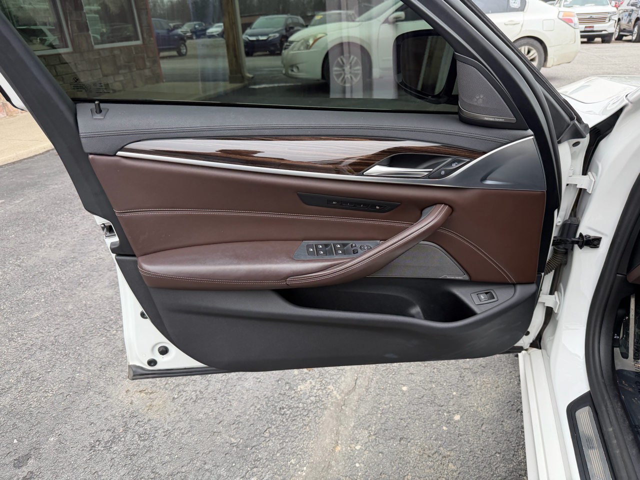 BMW 5 Series 530i xDrive Sedan 2020