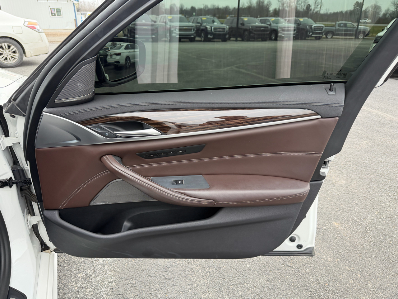 BMW 5 Series 530i xDrive Sedan 2020