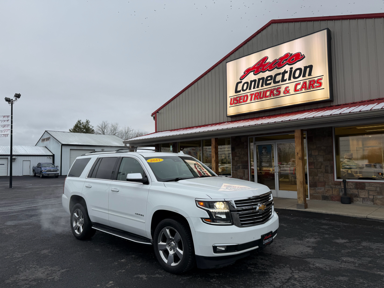 Chevrolet Tahoe 4WD 4dr Premier 2017