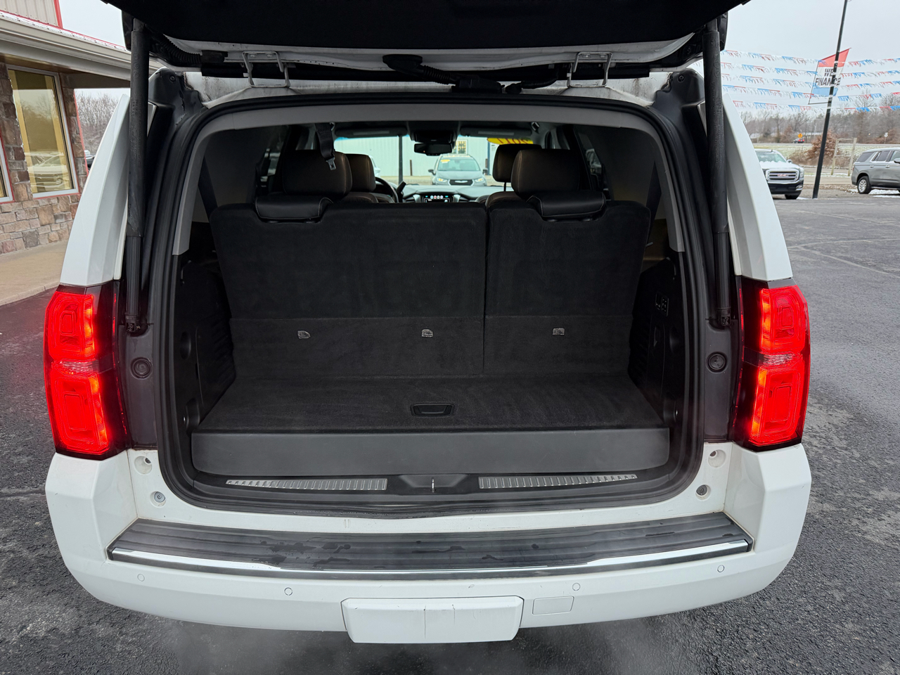 Chevrolet Tahoe 4WD 4dr Premier 2017