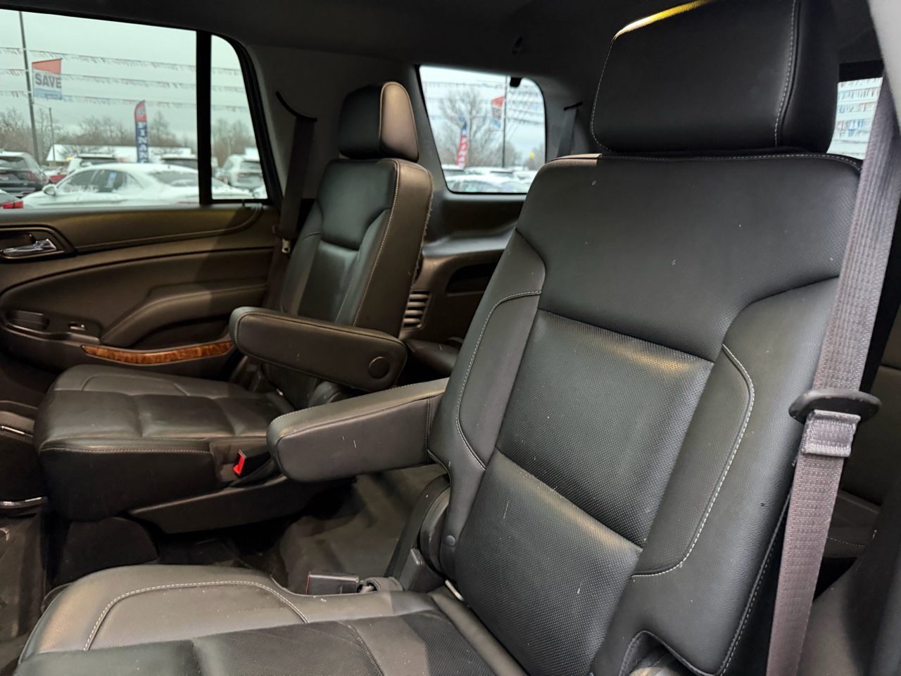 Chevrolet Tahoe 4WD 4dr Premier 2017