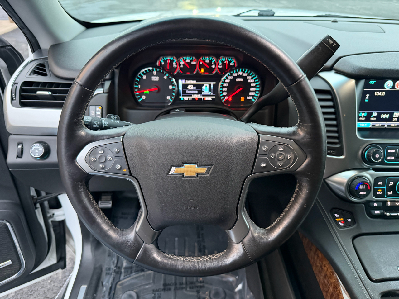 Chevrolet Tahoe 4WD 4dr Premier 2017