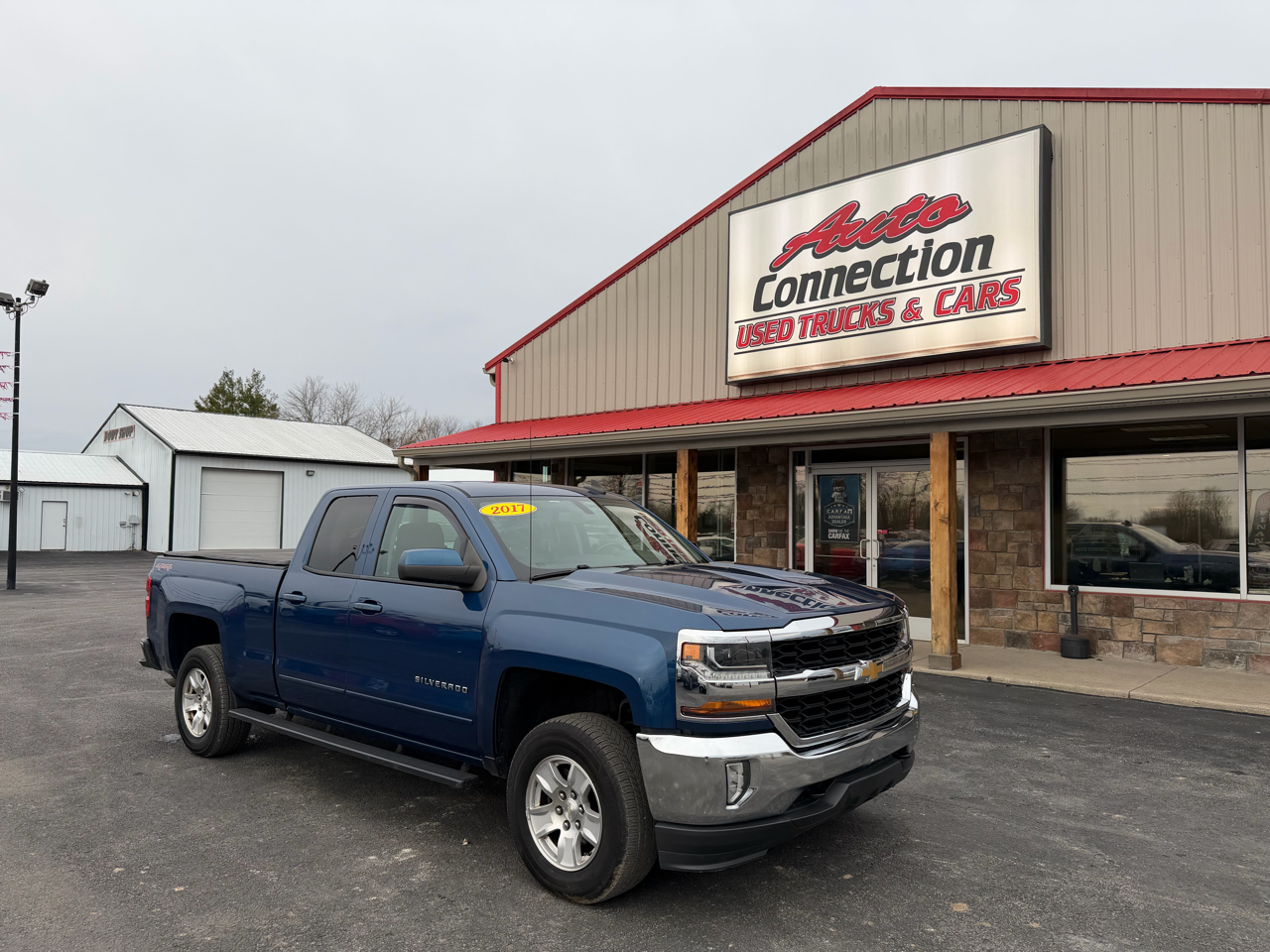 2017 Chevrolet Silverado 1500 4WD Double Cab 143.5" LT w/1LT