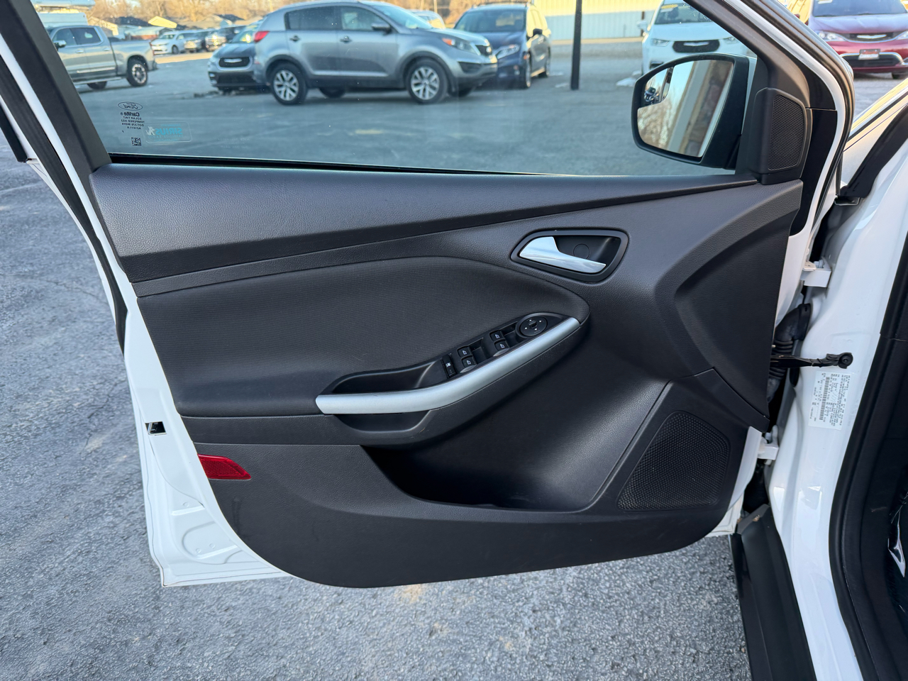 Ford Focus 5dr HB SE 2012